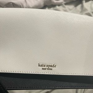 Kate spade bag. Barely used. Great condition.